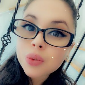 Meet your Posher, Cecilia